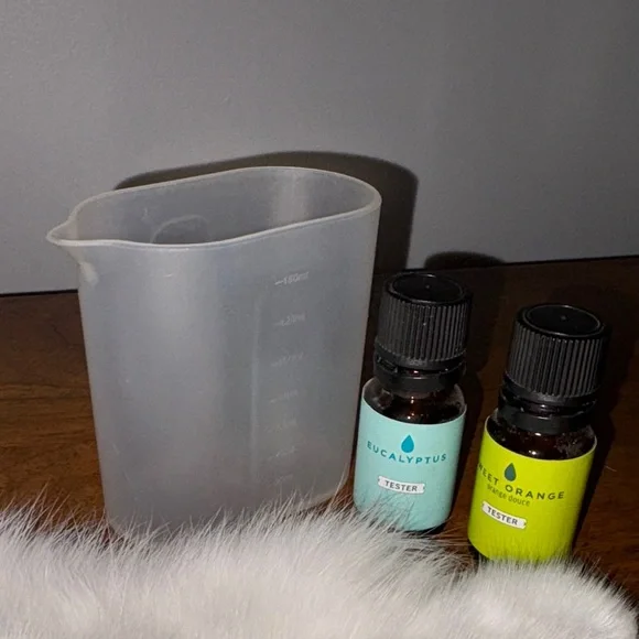 VicTsing Wood Grain Essential Oil Diffuser - Picture 3 of 7